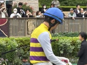 東京競馬場に行って来ました。「ぱせさぽ」