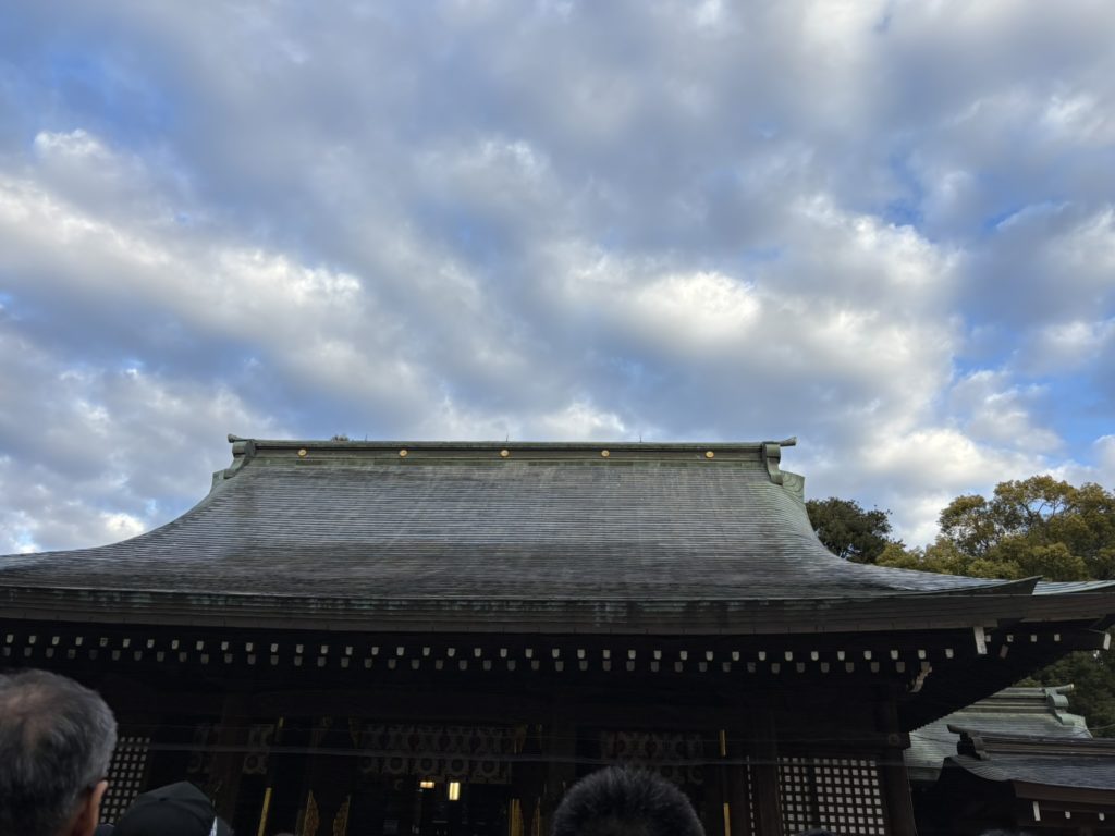 新春の風を感じて。日本一長い「氷川参道」から巡る初詣「ぱせさぽ」